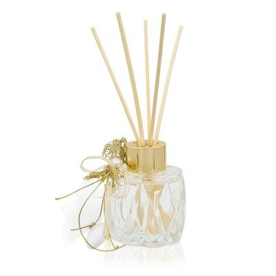 Μπομπονιέρα Αρωματικό χώρου σε διάφανο σκαλιστό γυάλινο μπουκαλάκι 50ml Soap Tales