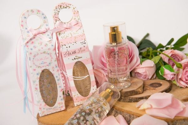 bbbbbbbbbbBody Mist Ροζ Ριγέ Vanilla