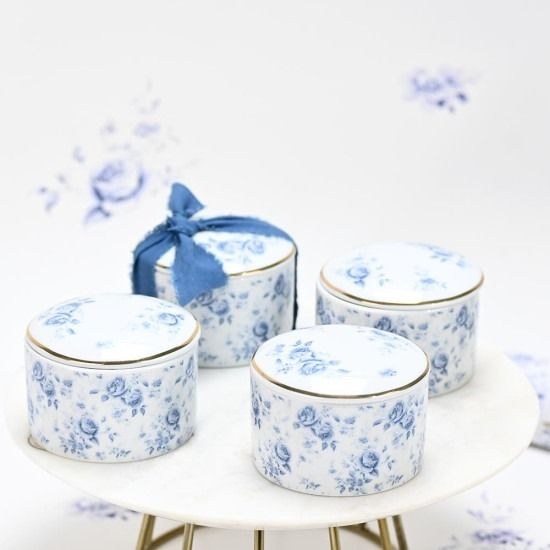 bbbbbbbbbbΜπομπονιέρες βάπτισης μπιζουτιέρα από πορσελάνη blue flowers Soap Tales