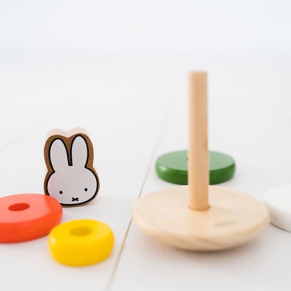 bbbbbbbbbbΞύλινη πυραμίδα ταξινόμησης Miffy 6 τμχ