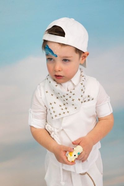 bbbbbbbbbbβαπτιστικά ρούχα για αγόρι από την Bambolino, σε λευχές αποχρώσεις με εκλεπτυσμένες μπεζ λεπτομέρειες