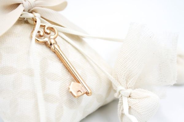 bbbbbbbbbbΜπομπονιέρες γάμου BW026