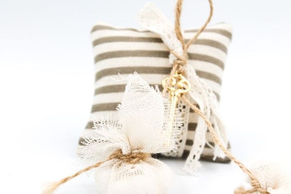 bbbbbbbbbbΜπομπονιέρες γάμου BW039