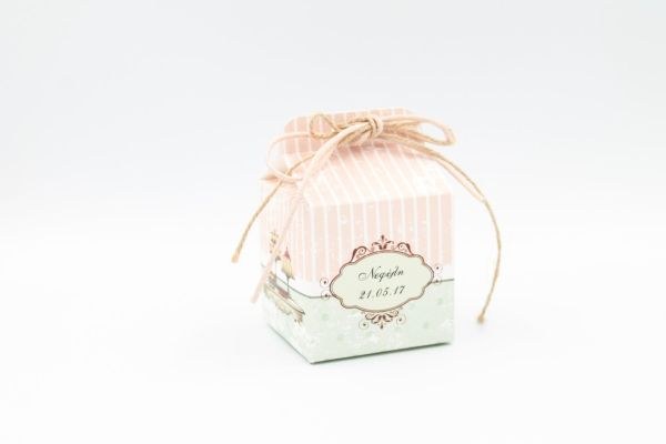 bbbbbbbbbbΜπομπονιέρα Βάπτισης Κουτί