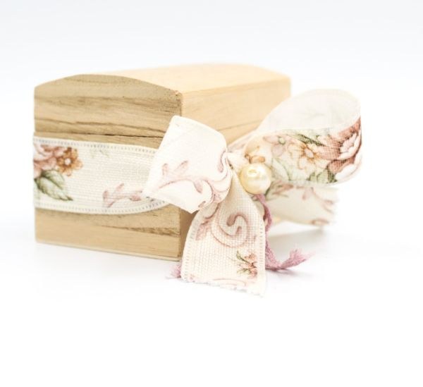 bbbbbbbbbbΜπομπονιέρα βάπτισης μπαούλο ξύλινο