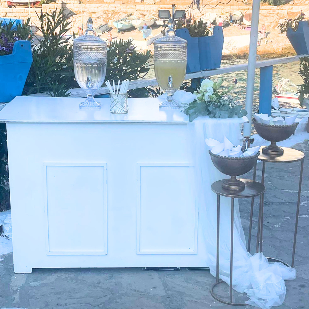 Ρομαντικός στολισμός γάμου στην Πειραϊκή