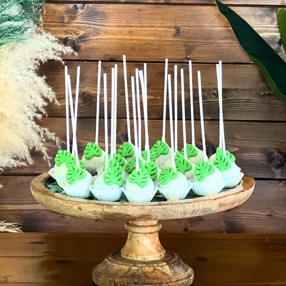 Candy bar βάπτισης για αγόρι με θέμα τα ζώα της ζούγκλας