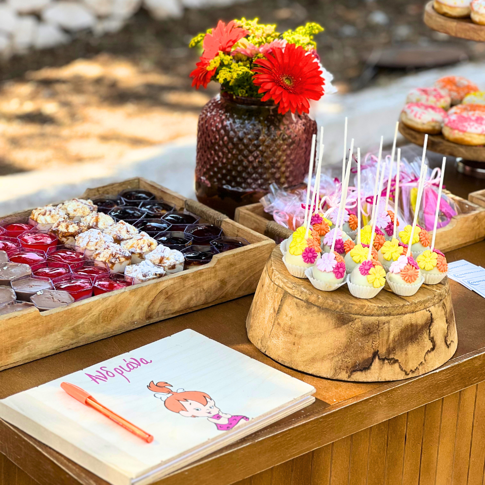 Candy bar βάπτισης για κορίτσι με θέμα