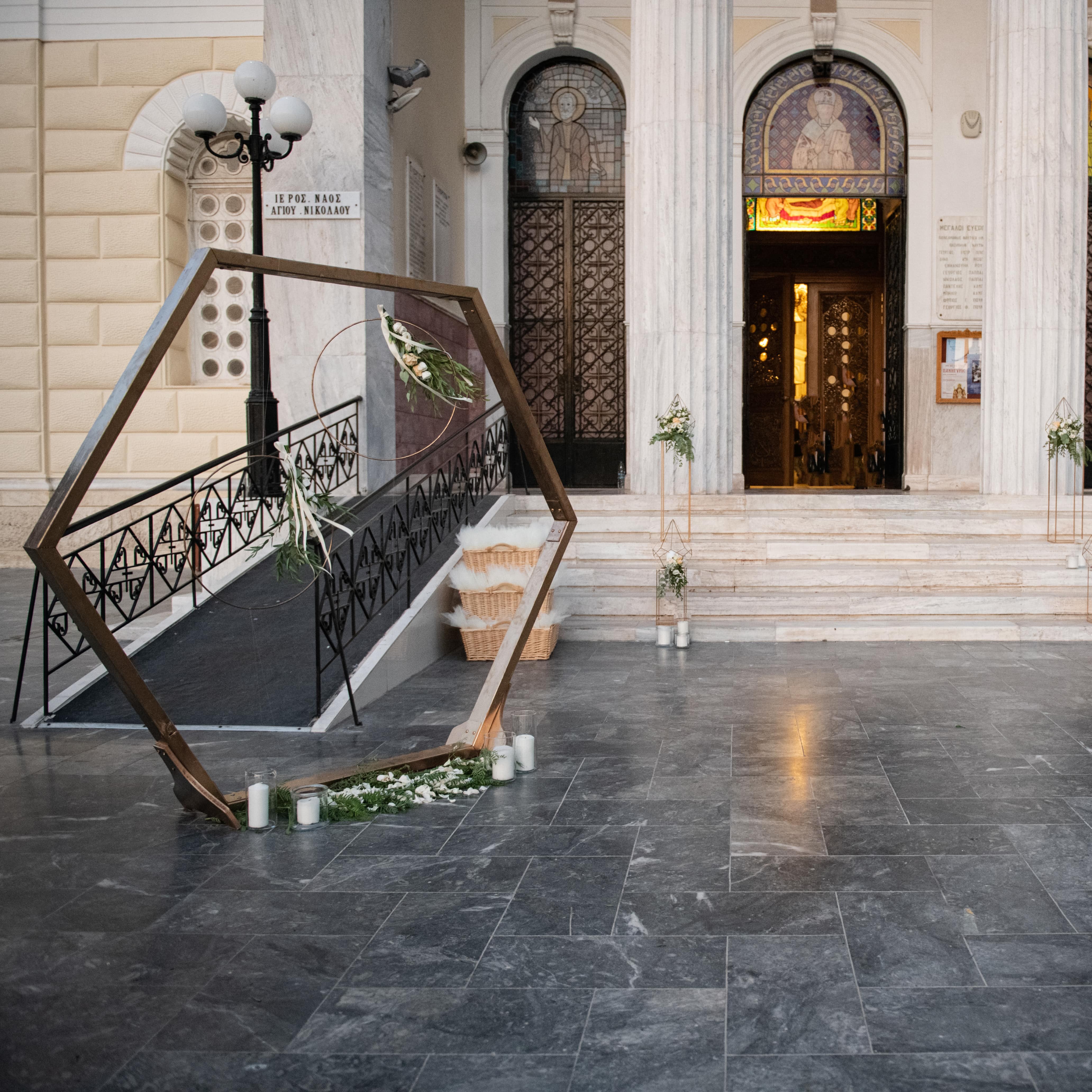 Ο στολισμός γάμου του Θοδωρή και της Ιωάννας