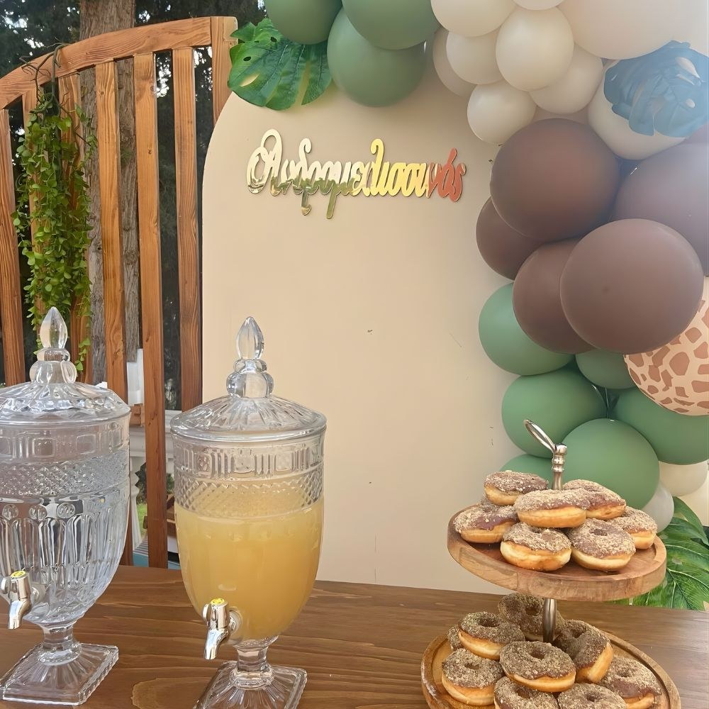 Candy bar βάπτισης με θέμα τα ζώα της ζούγκλας 