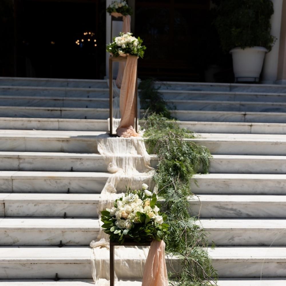 Ο στολισμός γάμου του Κίμωνα και της Νταλίνα