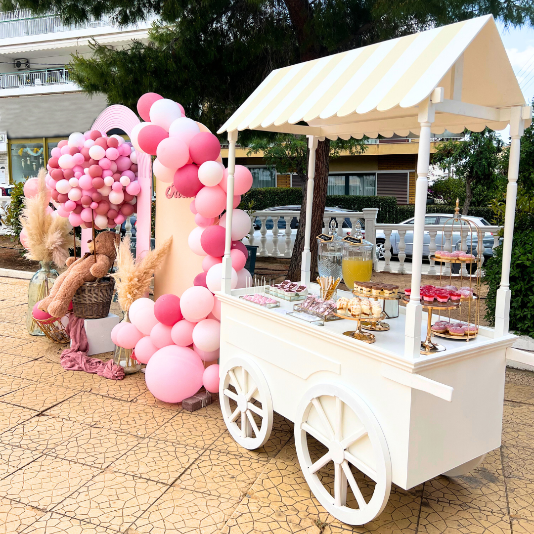 Candy bar βάπτισης για κορίτσι με μπαλόνια και αρκουδάκι