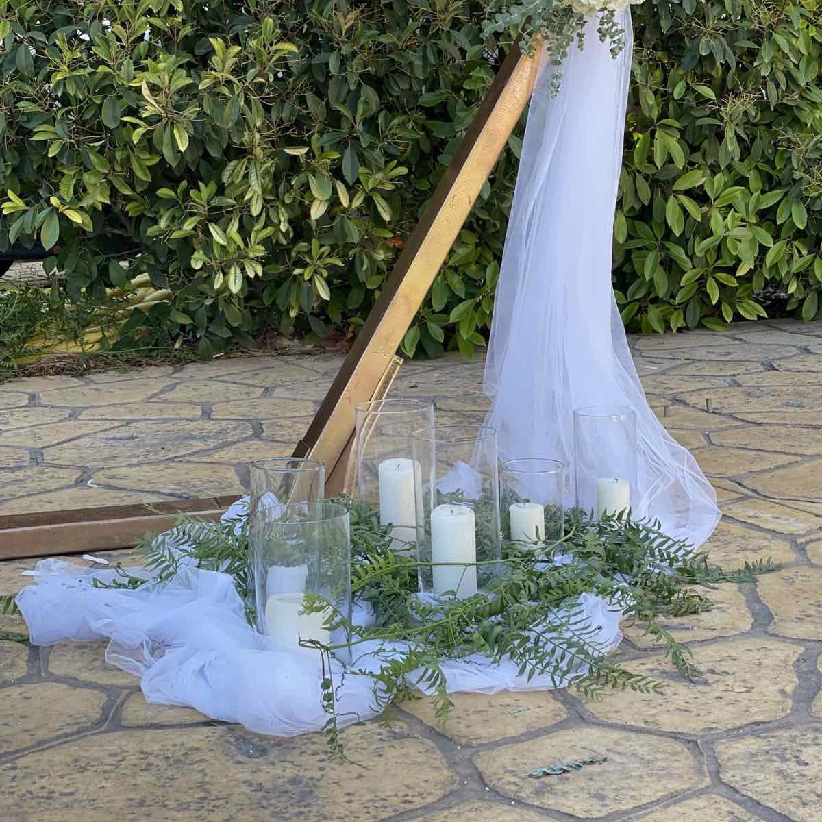 Ο στολισμός γάμου του Νίκου και της Βούλας