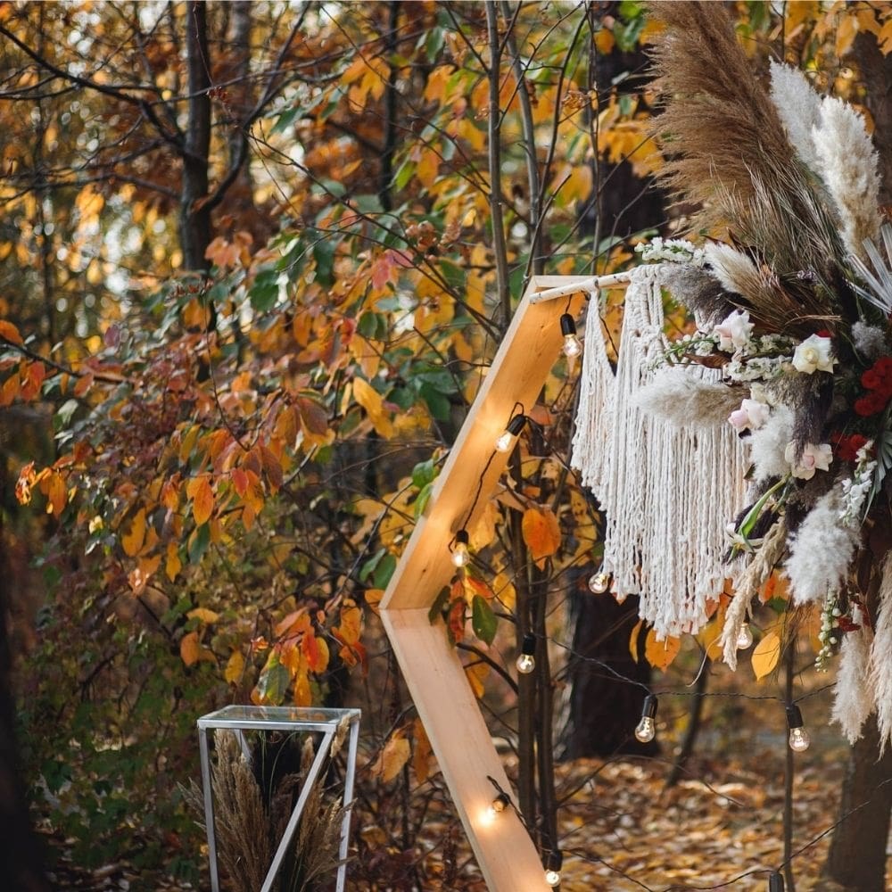 Ο στολισμός γάμου του Απόστολου και της Μαρίας