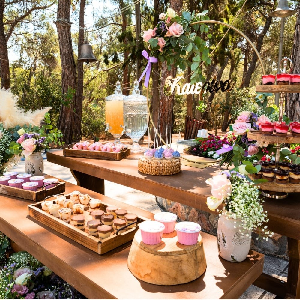 Candy bar βάπτισης για κορίτσι με boho στοιχεία