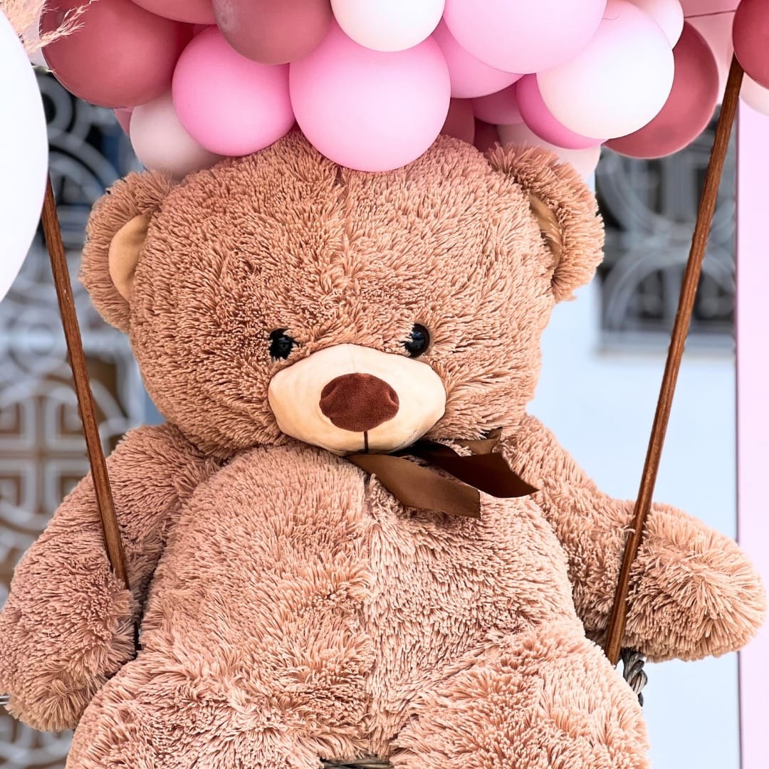 Στολισμός βάπτισης με μπαλόνια και αρκουδάκια για κορίτσι 