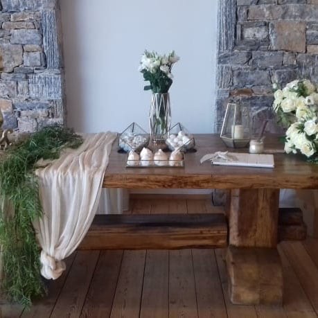 Ο στολισμός γάμου του Γιάννη και της Μαρίας