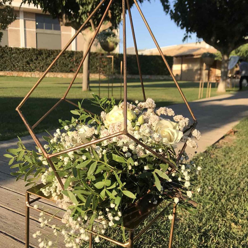 Ο στολισμός γάμου του Νίκου και της Μαργαρίτας