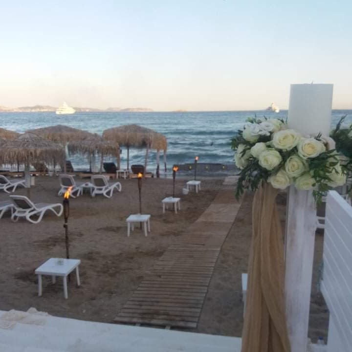 Ο στολισμός γάμου του Γιάννη και της Μαρίας