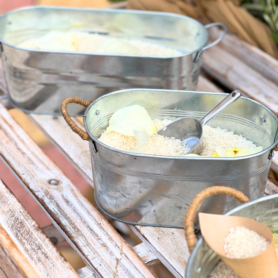 Σταντ ρυζιού για διακόσμηση γάμου με θέμα ελιά