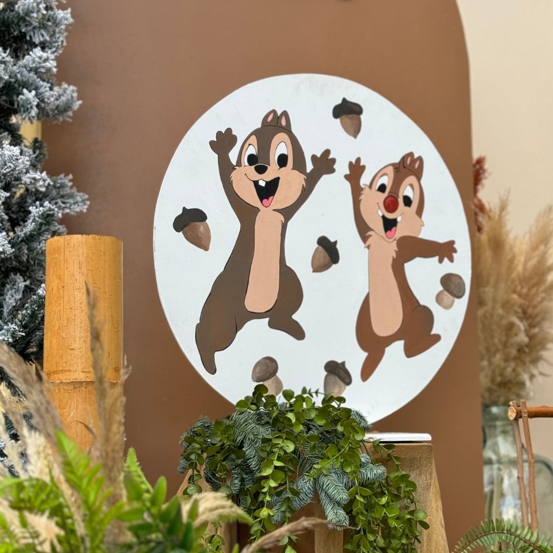 Στολισμός βάπτισης για αγόρι με θέμα τα σκιουράκια Chip και Dale