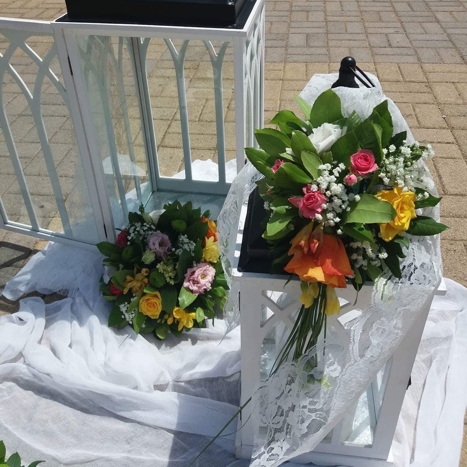 Ο στολισμός γάμου του Κώστα και της Ελένης