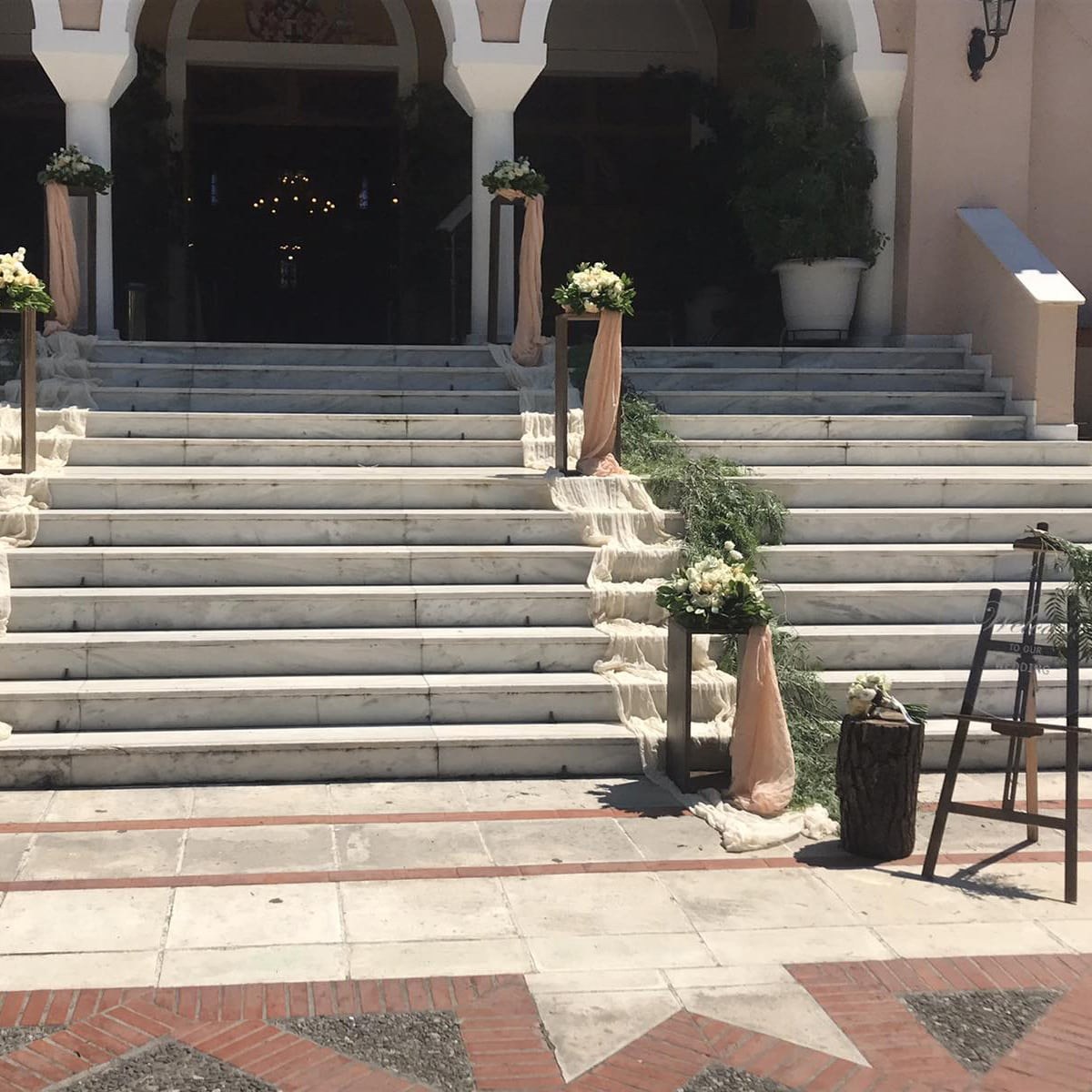 Ο στολισμός γάμου του Κίμωνα και της Νταλίνα