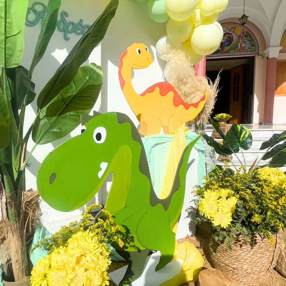 Στολισμός βάπτισης για αγόρι με δεινοσαυράκι