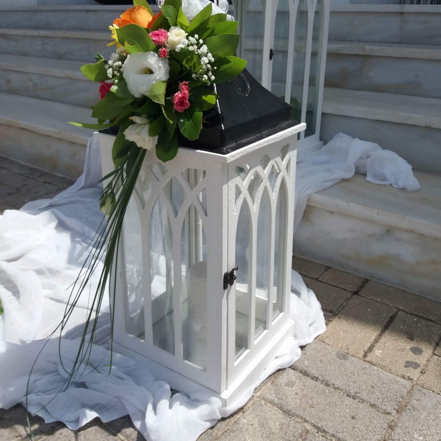 Ο στολισμός γάμου του Κώστα και της Ελένης