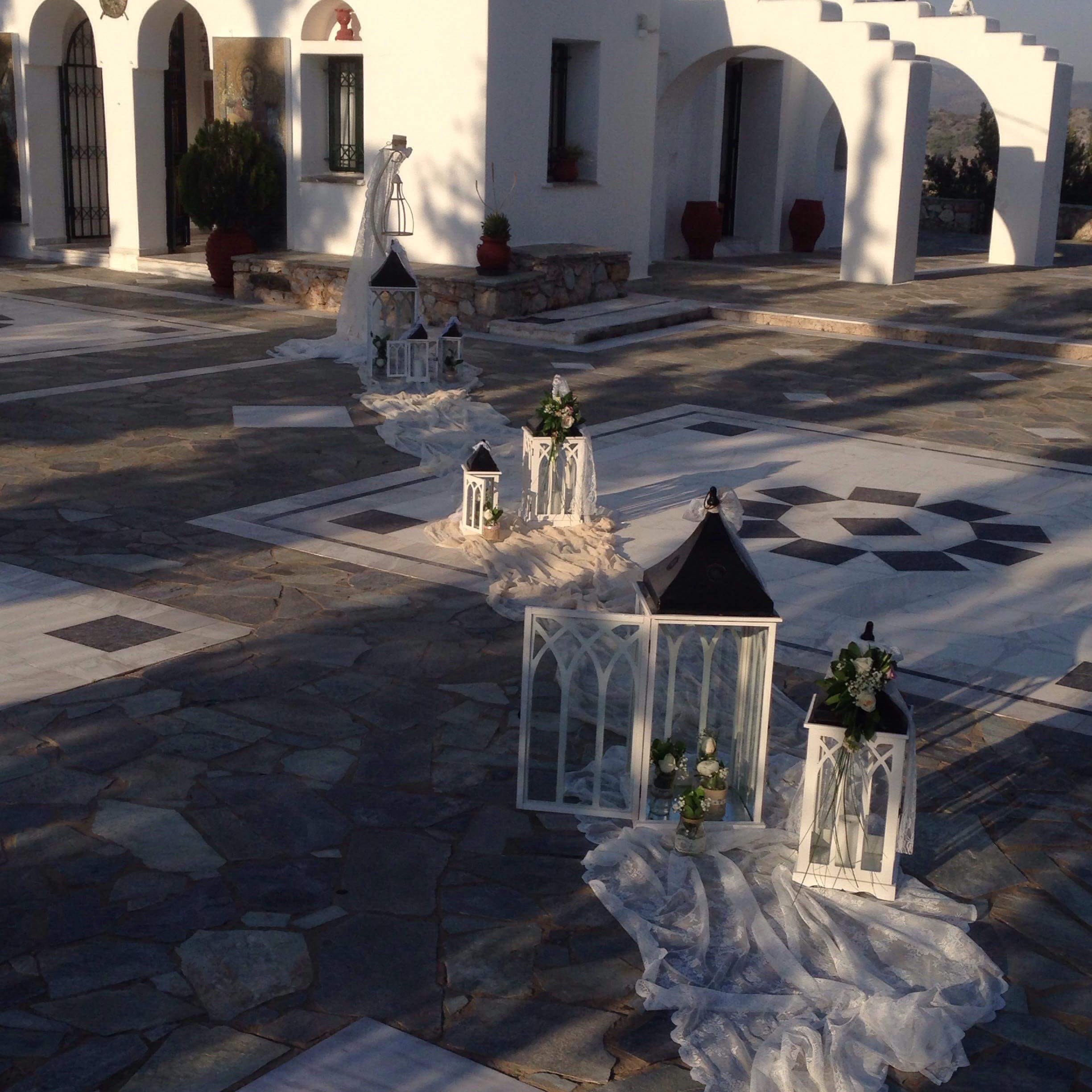 Ο στολισμός γάμου του Κώστα και της Ελένης