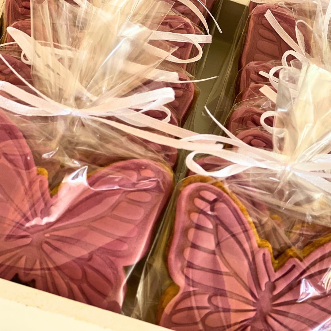 Candy bar βάπτισης για κορίτσι με θέμα την πεταλούδα