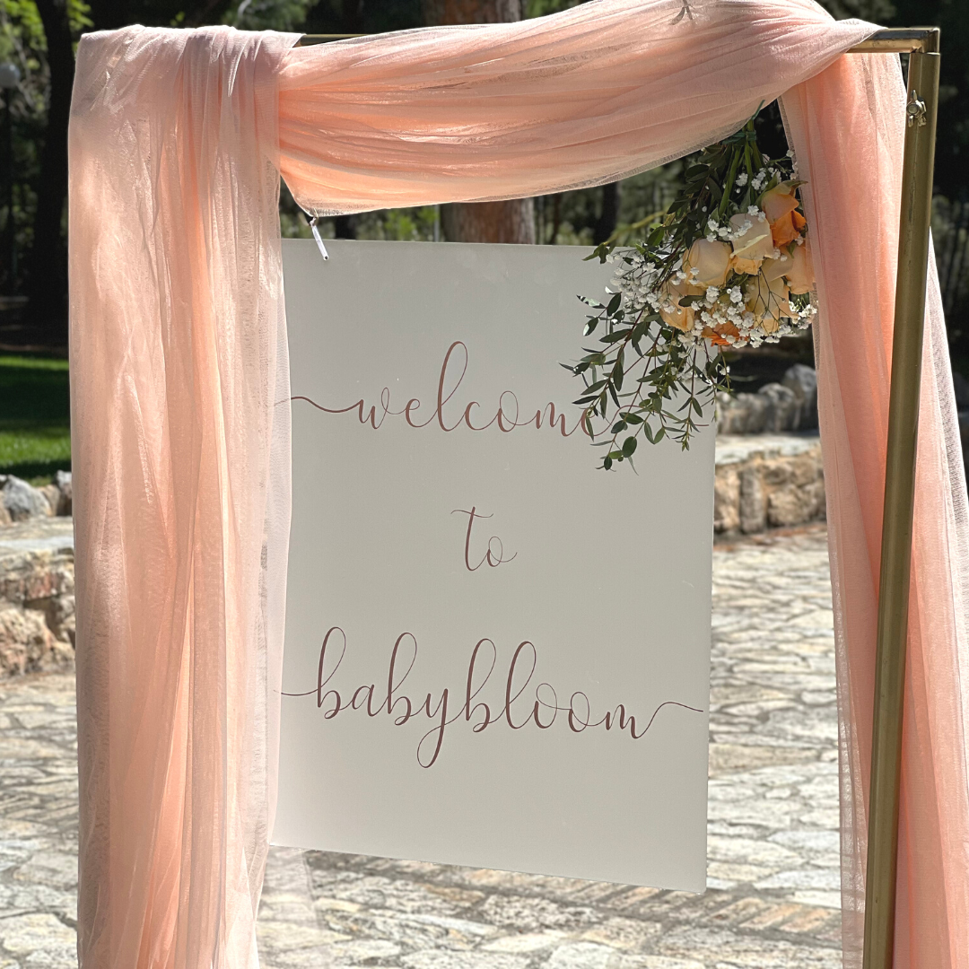 Στολισμός βάπτισης για κορίτσι - Στολισμός με λουλούδια