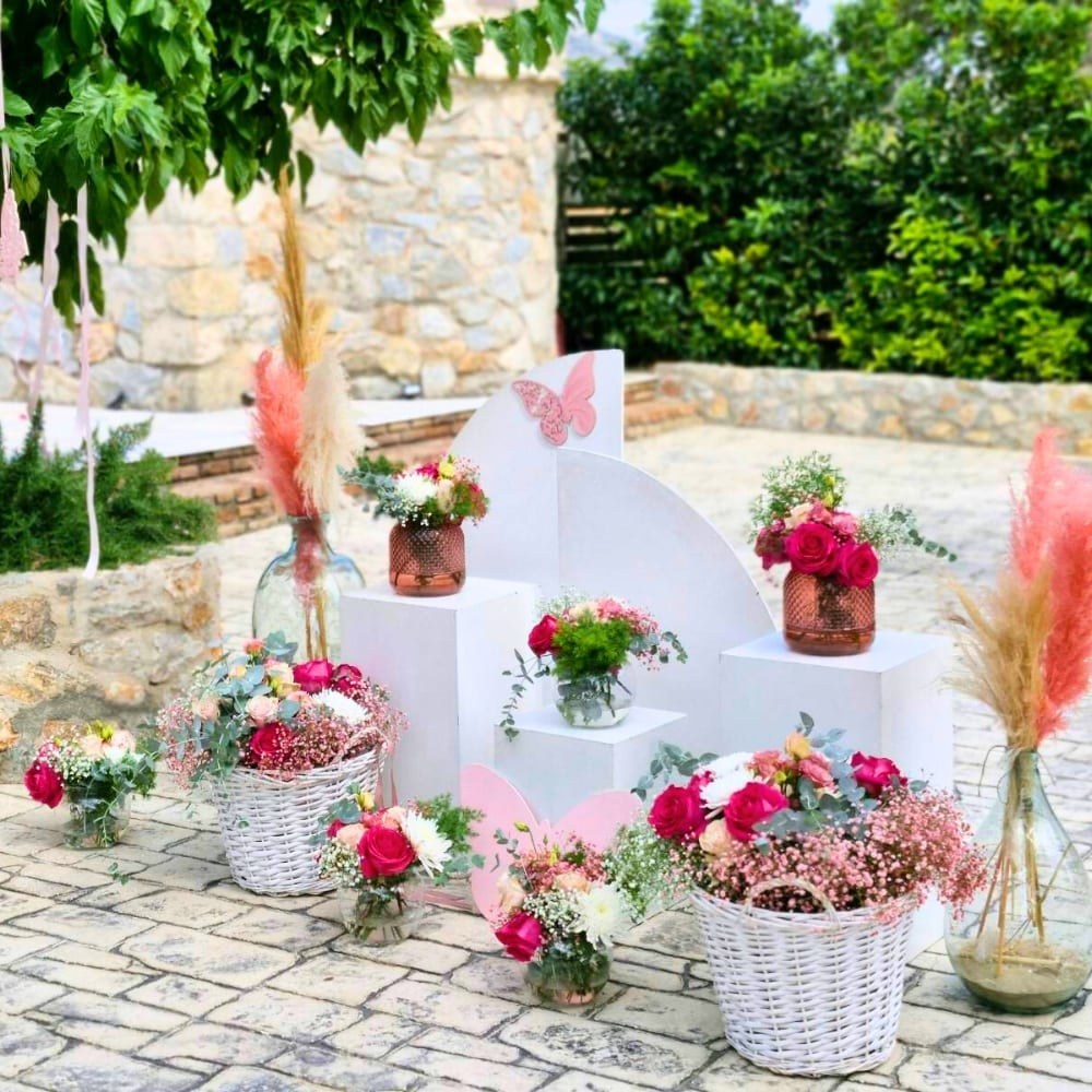 Στολισμός βάπτισης για κορίτσι με θέμα την πεταλούδα