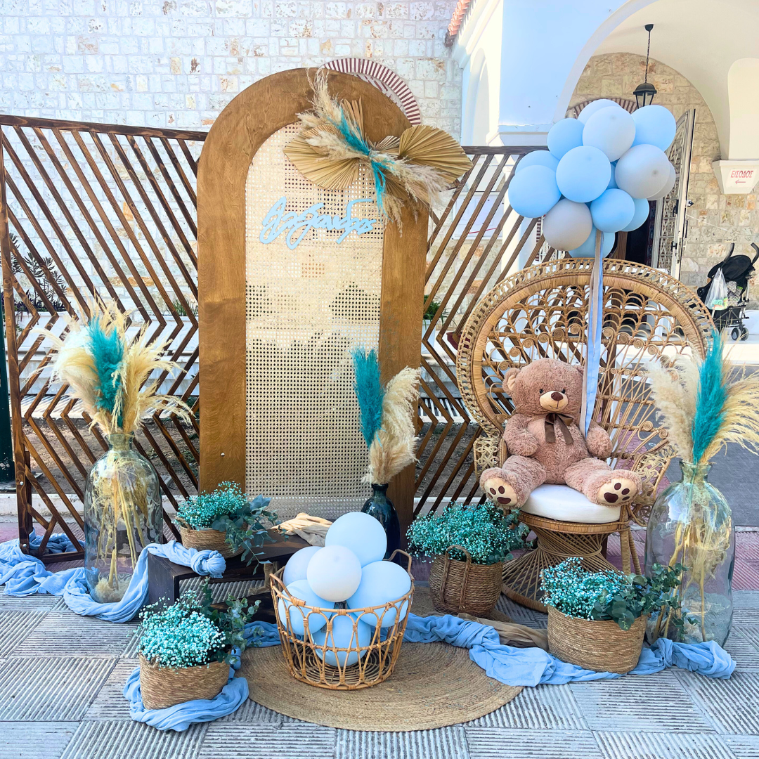 Στολισμός βάπτισης για αγόρι με θέμα το αρκουδάκι