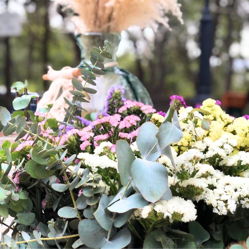 Φλοράλ στολισμός βάπτισης για κορίτσι