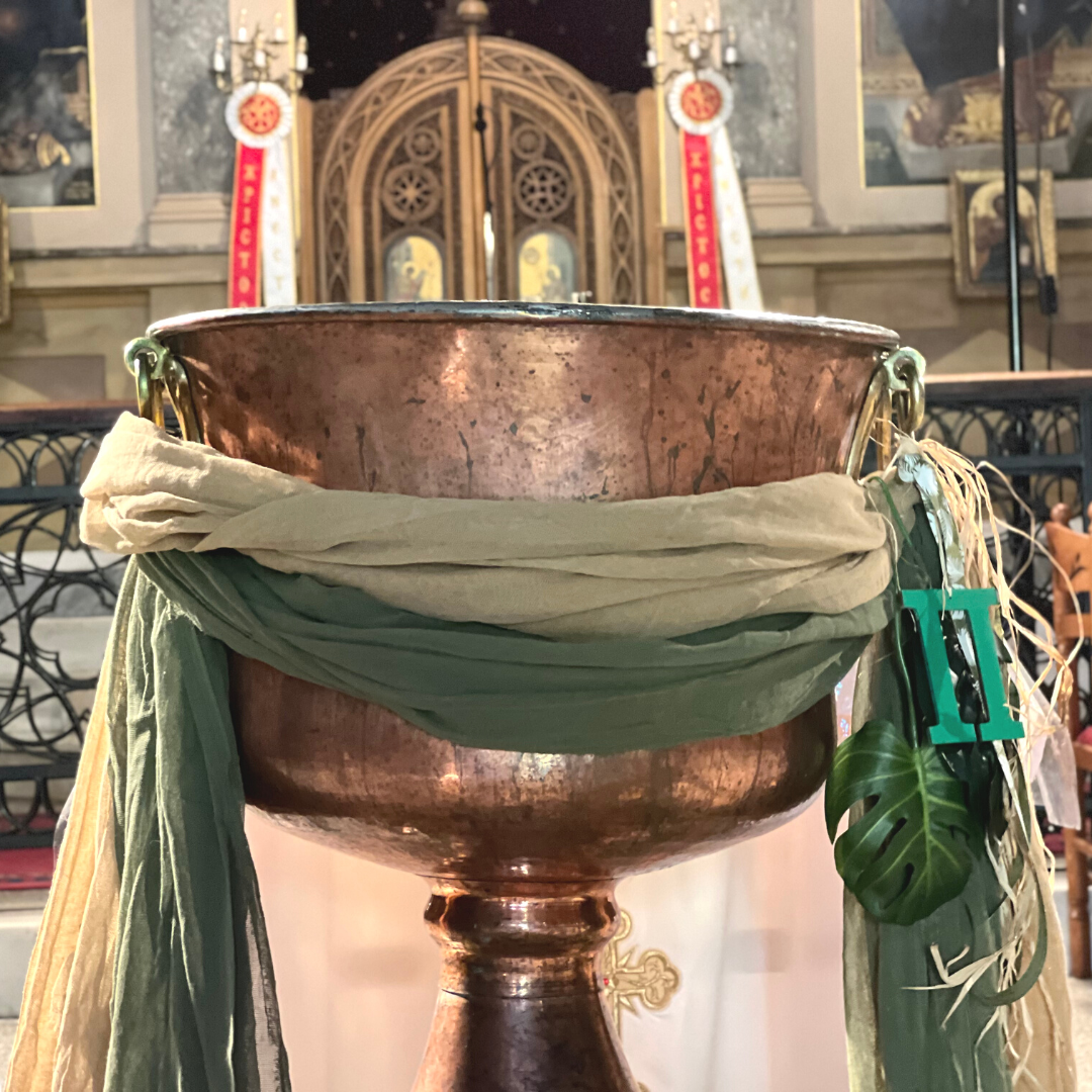 Στολισμός κολυμπήθρας για αγόρι με υφάσματα και μονόγραμμα