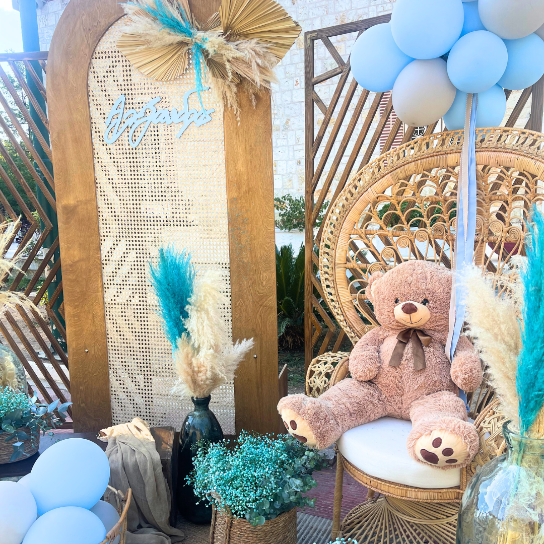 Στολισμός βάπτισης για αγόρι με θέμα το αρκουδάκι