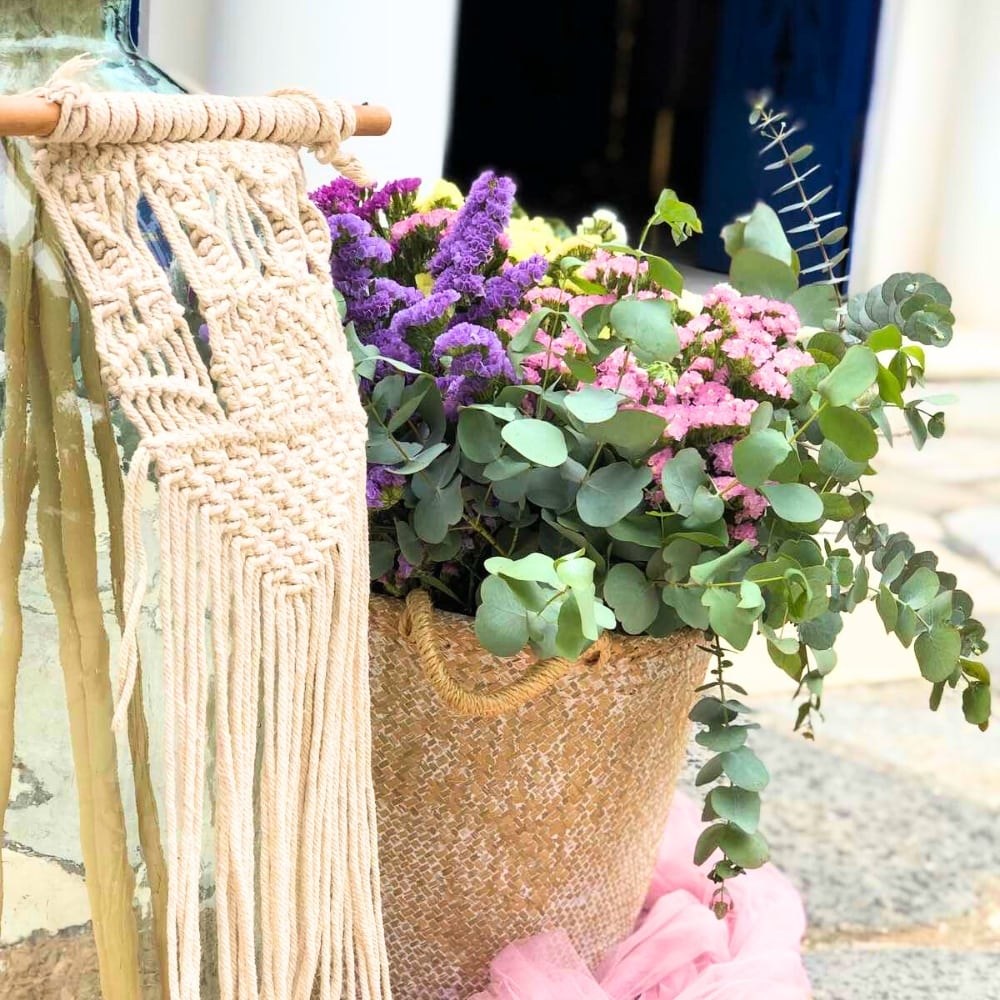 Φλοράλ στολισμός βάπτισης για κορίτσι