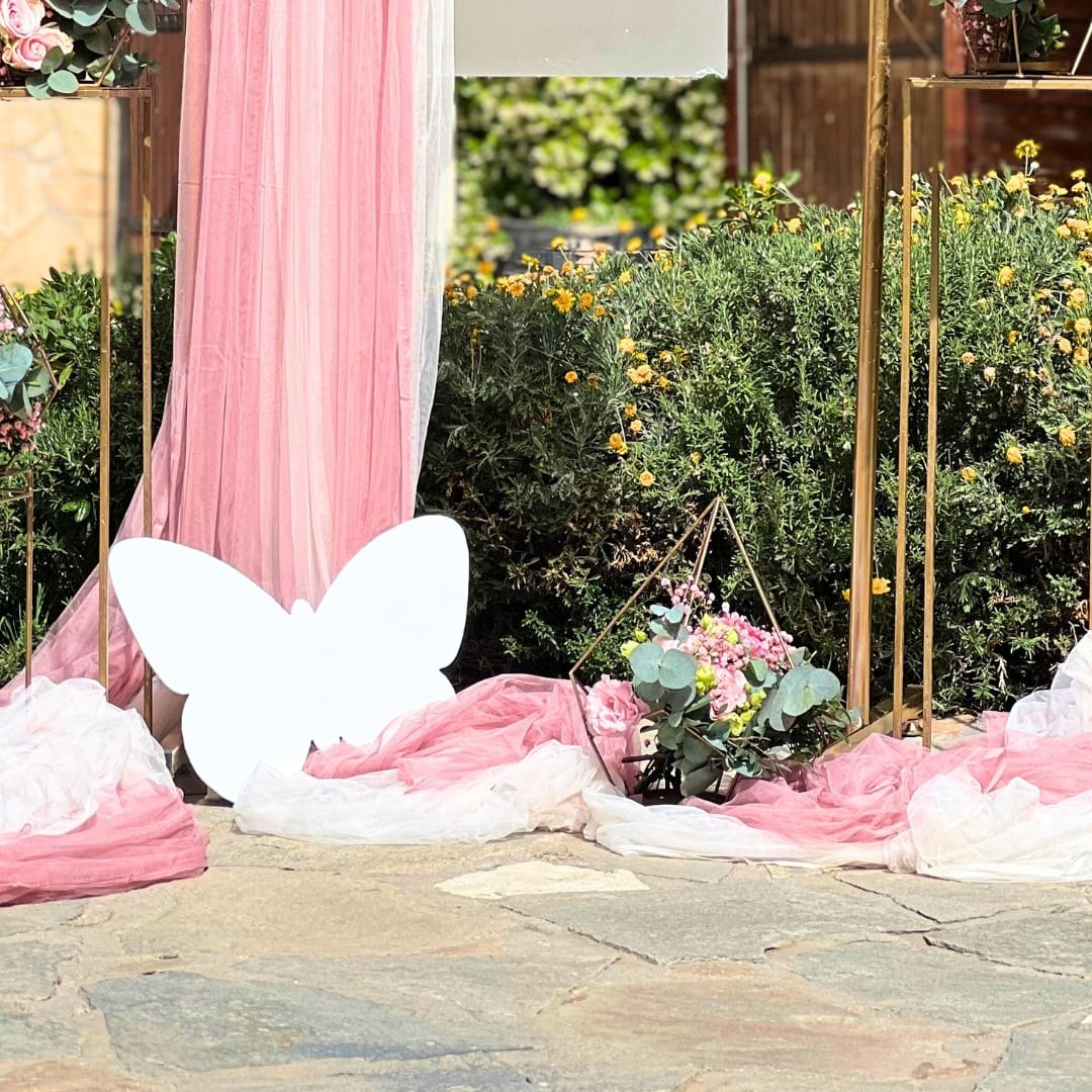 Στολισμός βάπτισης για κορίτσι με θέμα την πεταλούδα