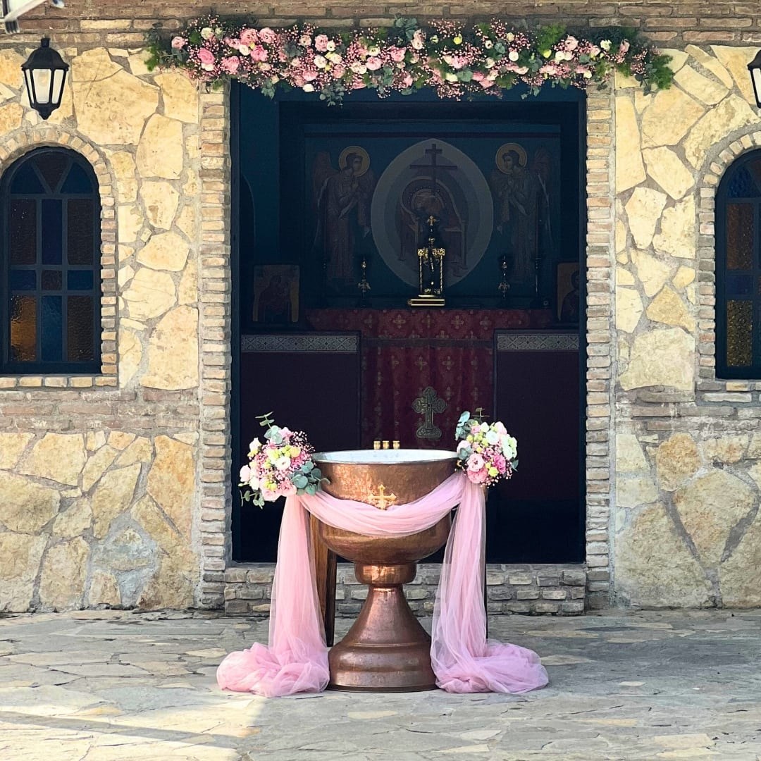 Ρομαντικός στολισμός κολυμπήθρας για κορίτσι στο Kτήμα 28