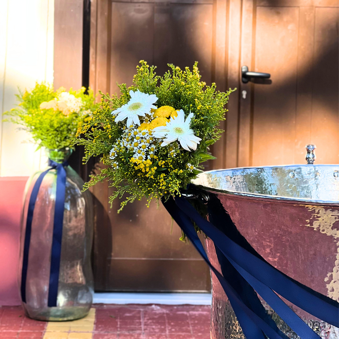 Στολισμός κολυμπήθρας για αγόρι για βάπτιση με θέμα το λεμόνι