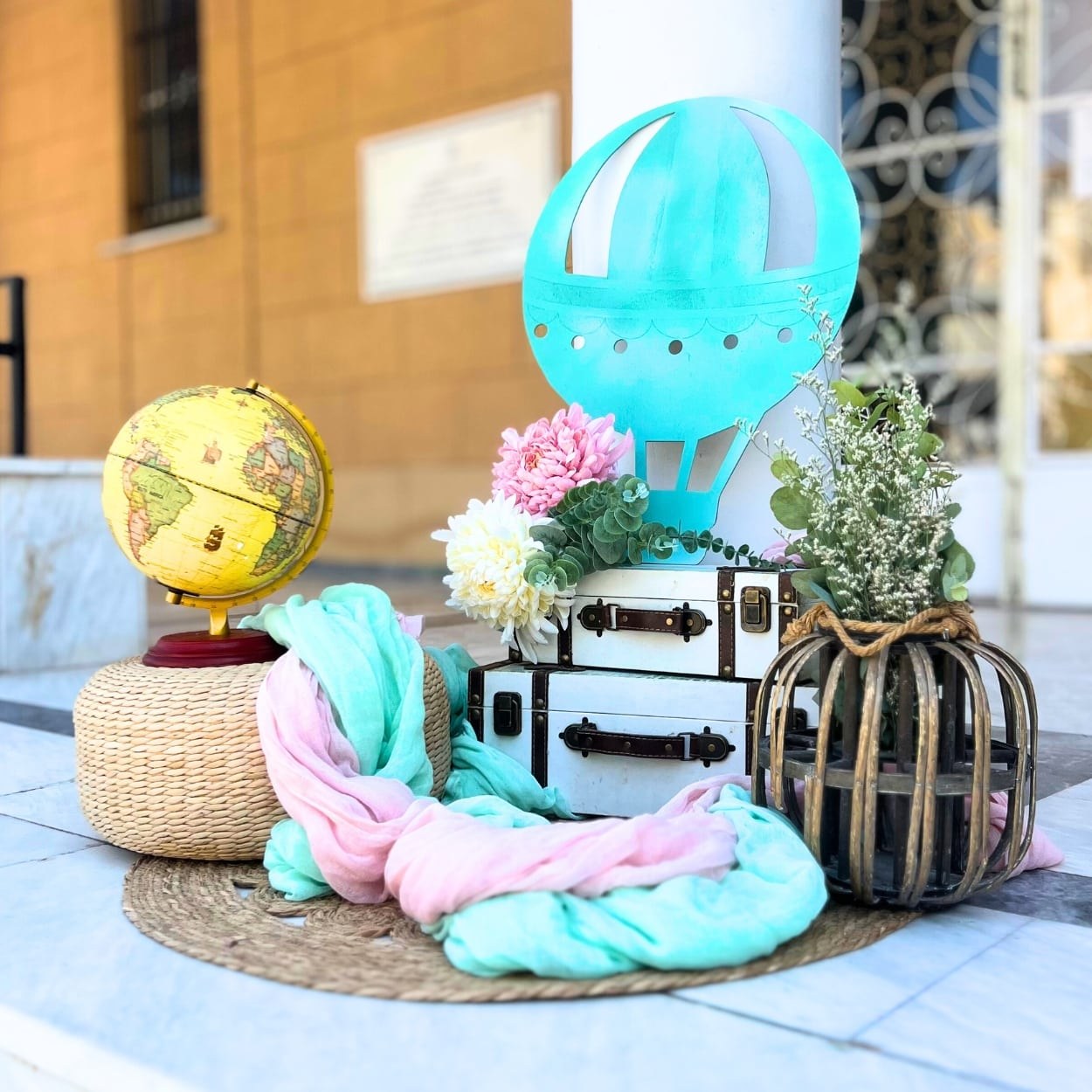 Στολισμός βάπτισης για κορίτσι με θέμα το ταξίδι