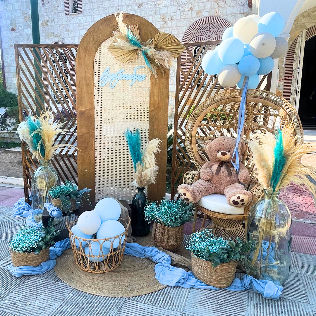 Στολισμός βάπτισης για αγόρι με θέμα το αρκουδάκι