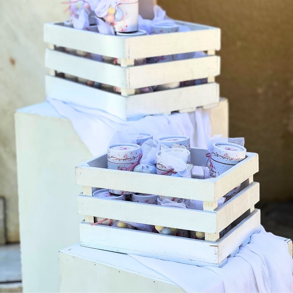 Ρομαντικός στολισμός βάπτισης για κορίτσι με το πολύγωνο