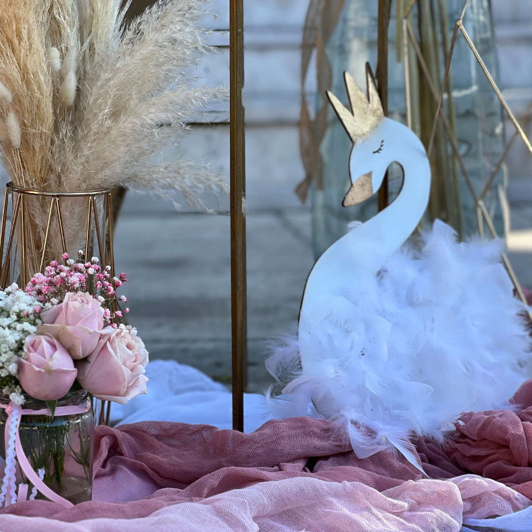 Στολισμός βάπτισης για κορίτσι - Θέμα βάπτισης κύκνος