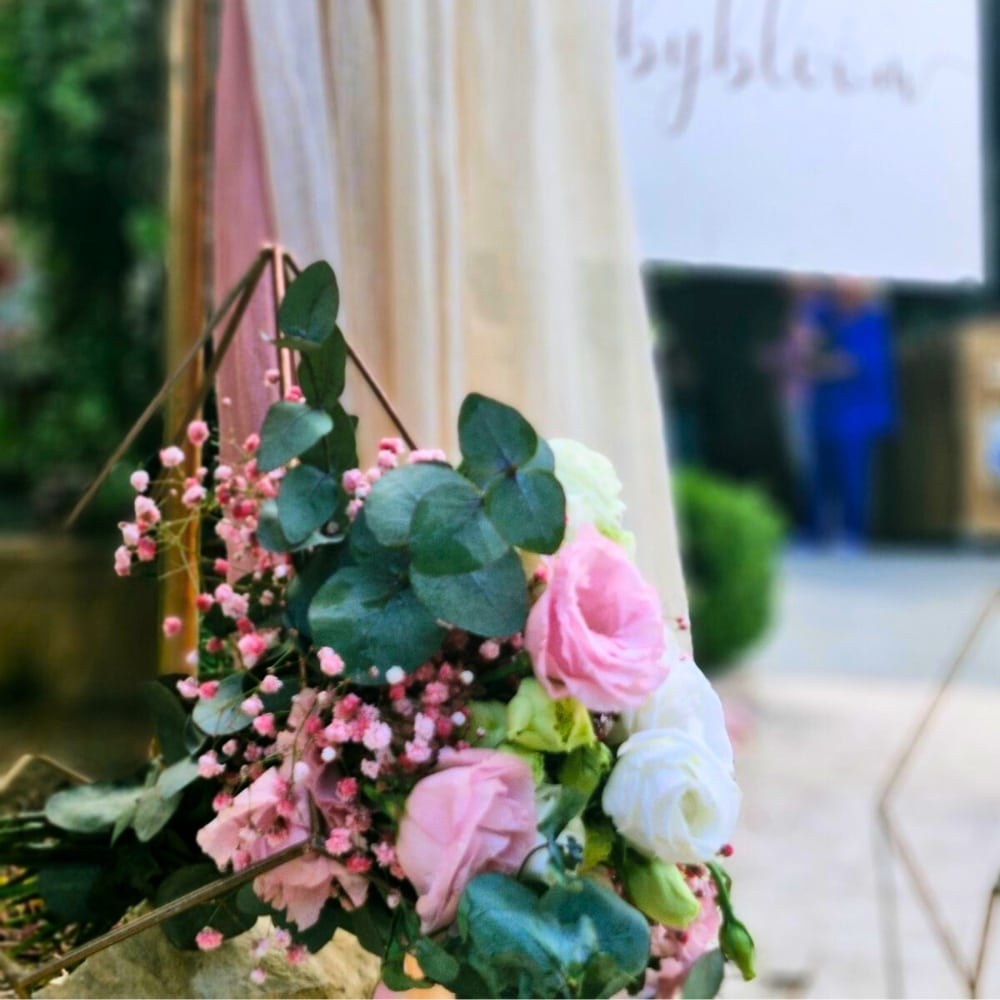 Ρομαντικός στολισμός βάπτισης για κορίτσι με πολύγωνο