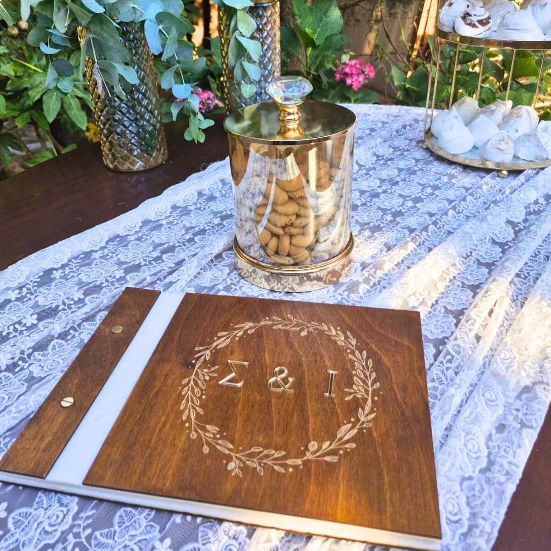 Ρομαντικός στολισμός γάμου σε κτήμα