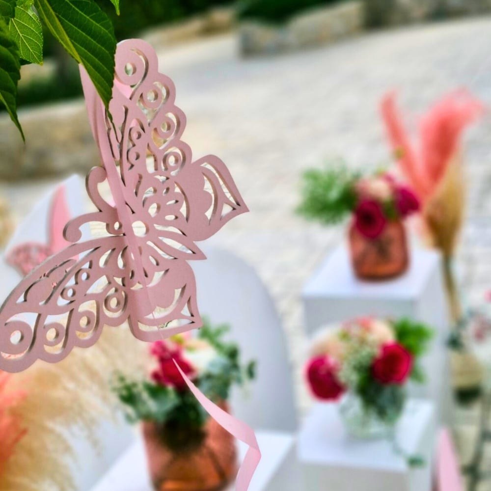 Στολισμός βάπτισης για κορίτσι με θέμα την πεταλούδα