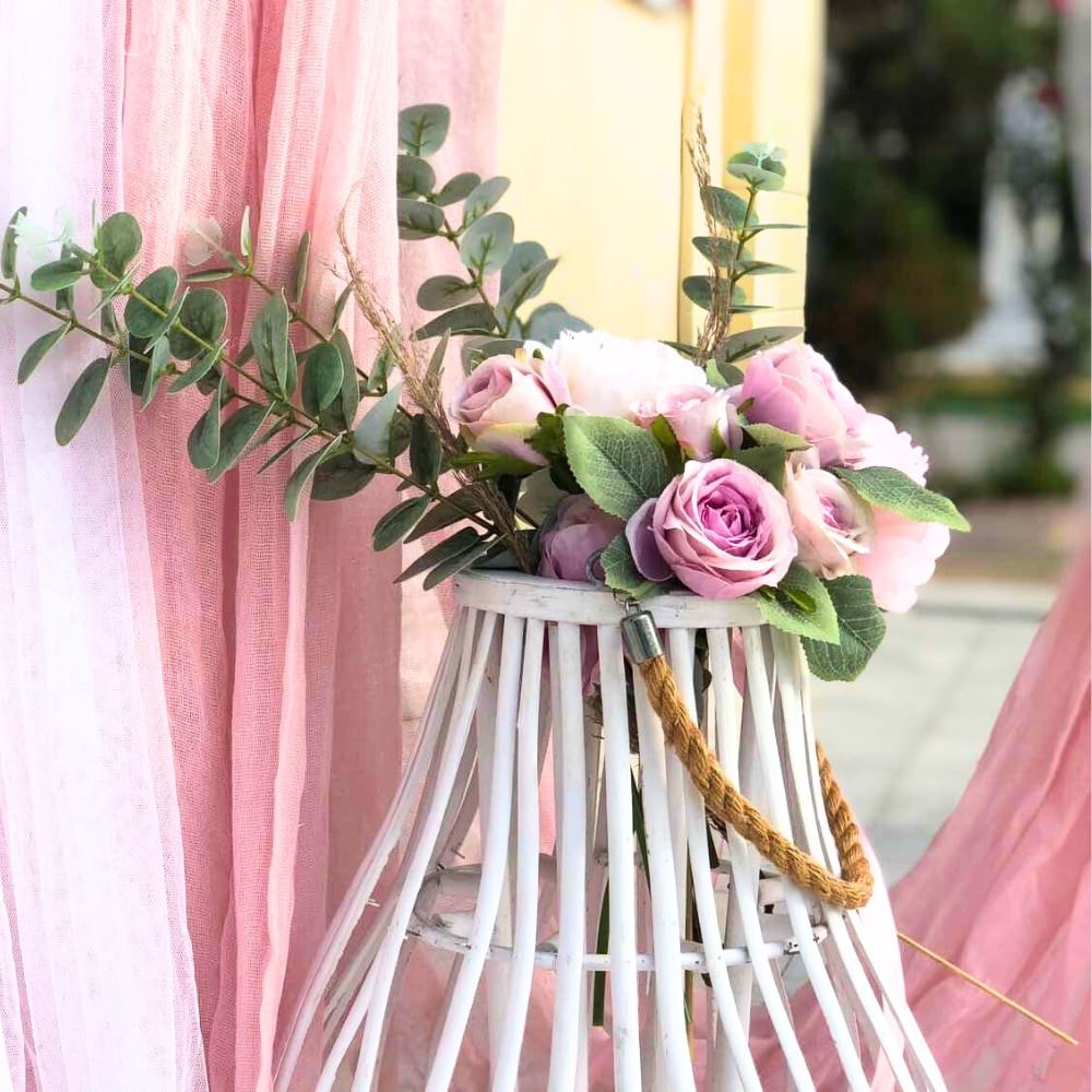 Στολισμός βάπτισης για κορίτσι με θέμα τον κύκνο