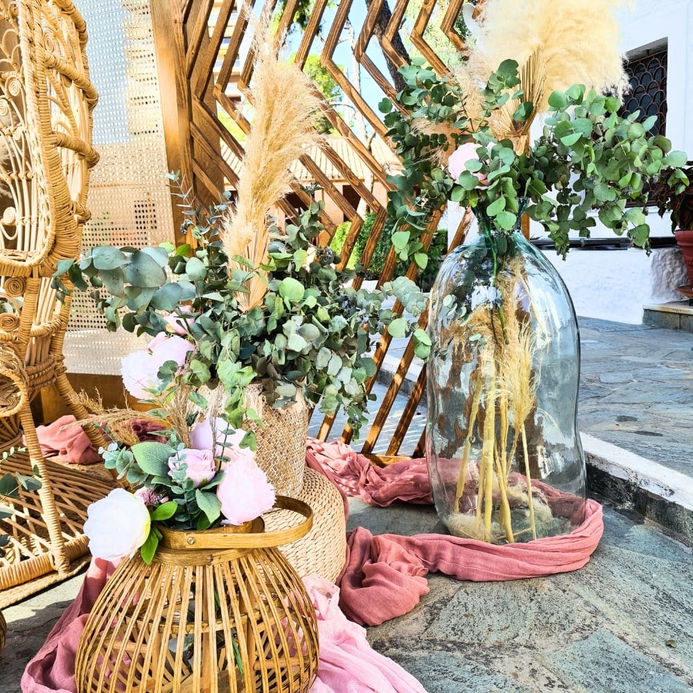 Boho στολισμός βάπτισης με θέμα το ουράνιο τόξο